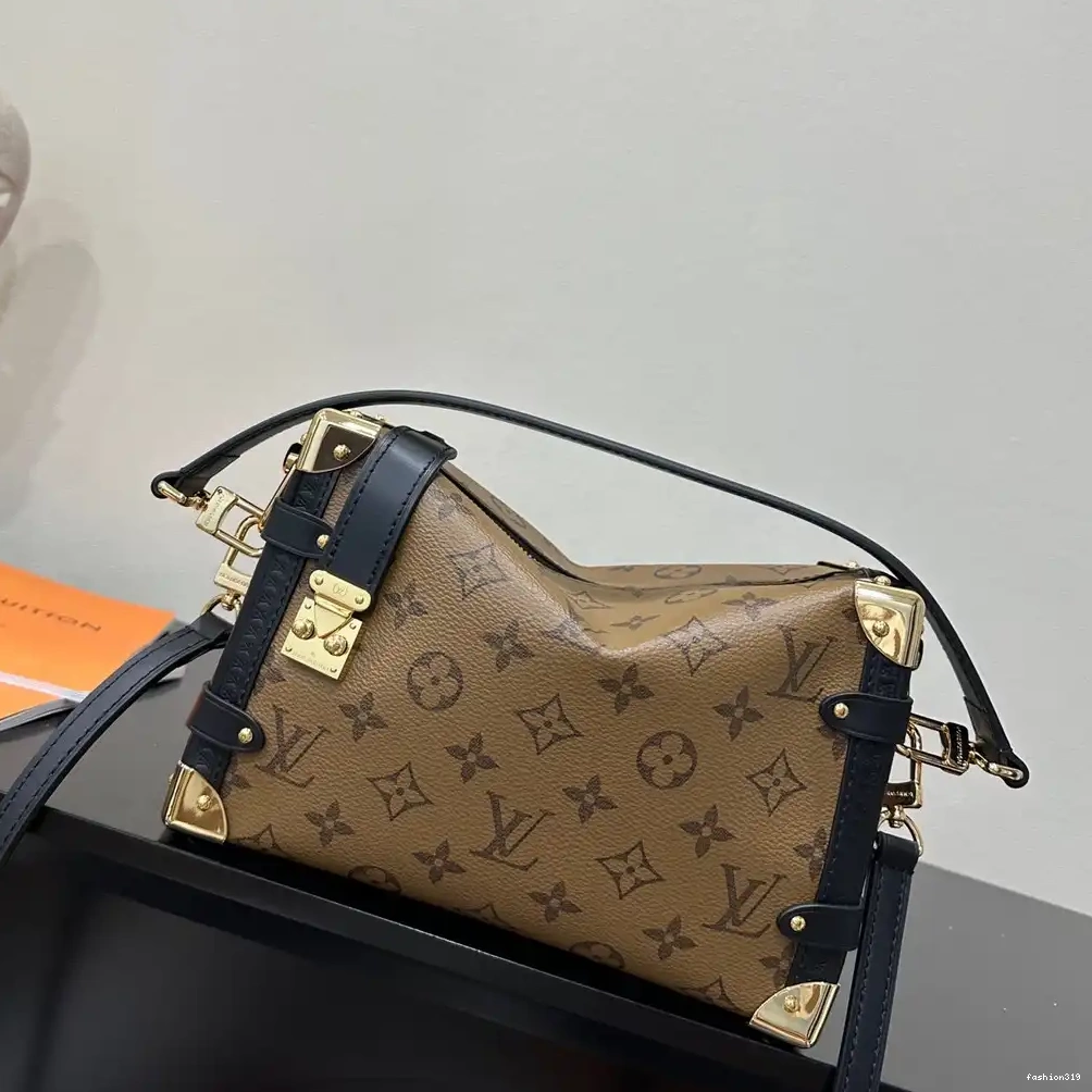 VUITTON MM LOUIS TRUNK SIDE 0504